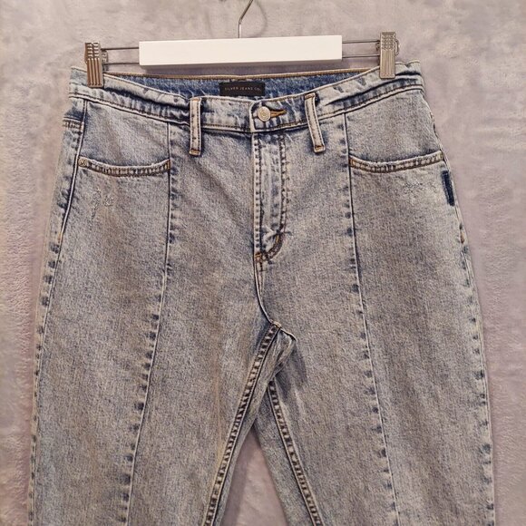Silver Frisco Tapered Womens Size 28/28 (31x27) Mid Rise Distressed Denim Jeans - Picture 7 of 16